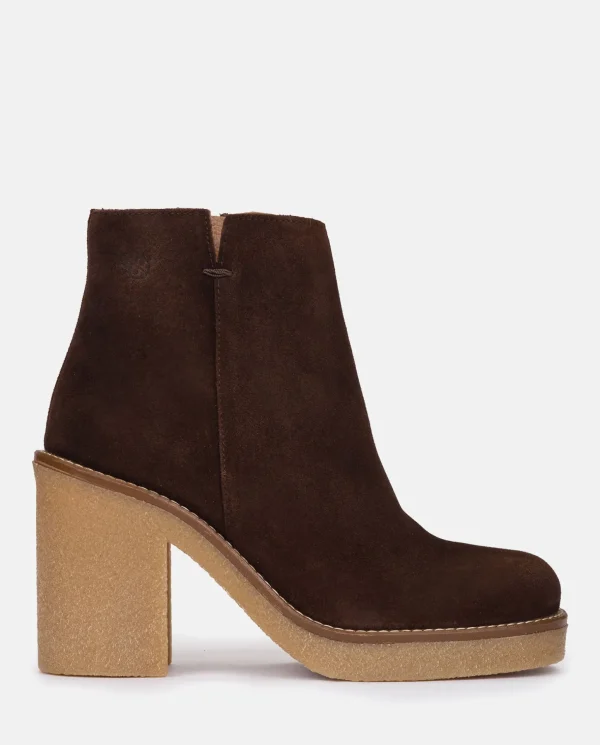 Yokono Heeled Ankle Boots GELA-001 Brown Clearance