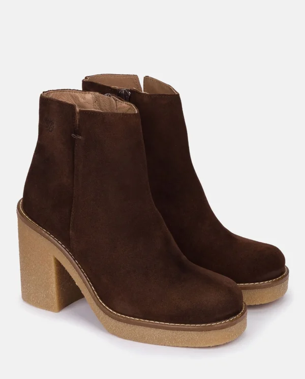 Yokono Heeled Ankle Boots GELA-001 Brown Clearance